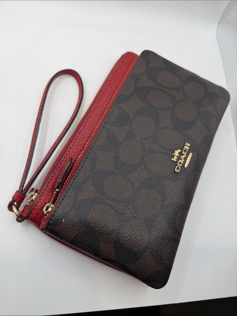 Coach Brown Signature Canvas Wristlet with Red Trim - Picture 2 of 8